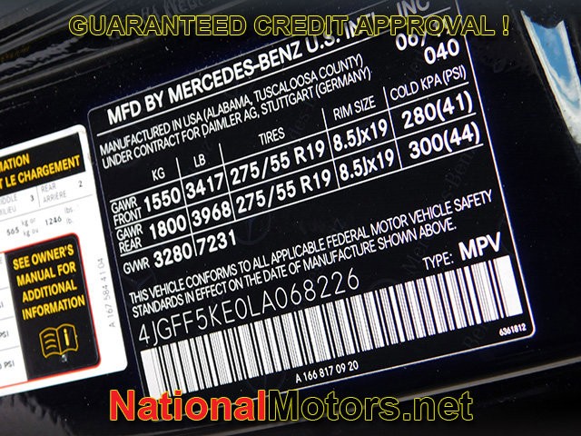 Mercedes-Benz GLS Vehicle Full-screen Gallery Image 24