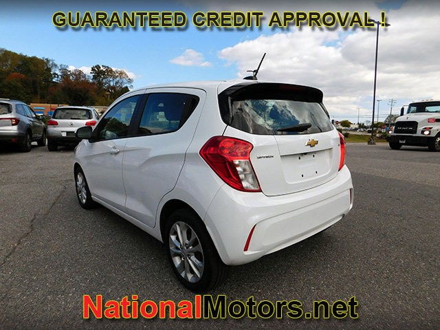Chevrolet Spark Vehicle Full-screen Gallery Image 03