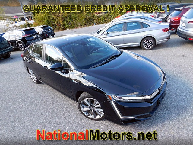 Honda Clarity Plug-In Hybrid Vehicle Full-screen Gallery Image 02