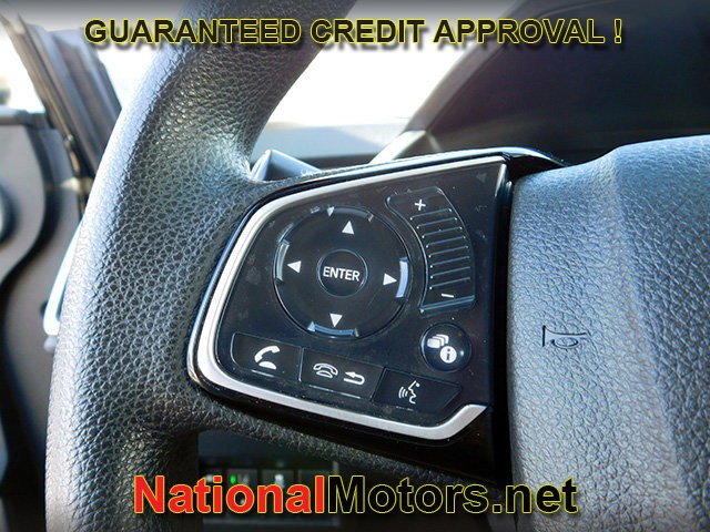 Honda Clarity Plug-In Hybrid Vehicle Full-screen Gallery Image 19