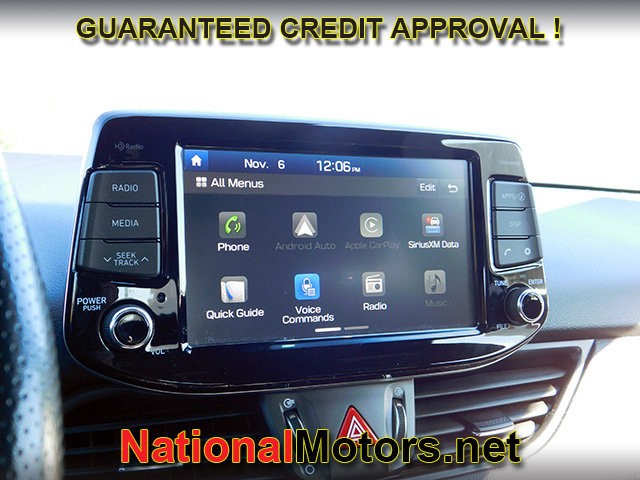 Hyundai Elantra GT N line Vehicle Full-screen Gallery Image 12