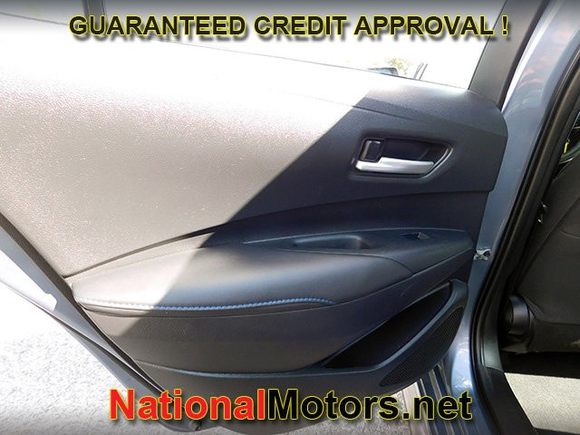 Toyota Corolla Vehicle Full-screen Gallery Image 07