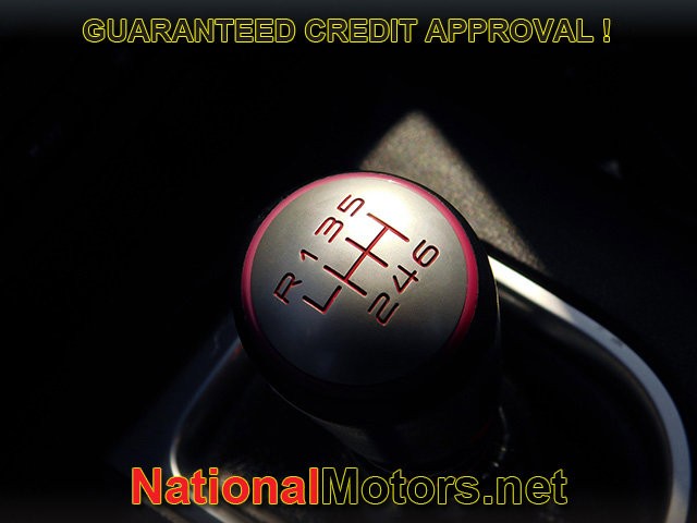 Ford Mustang Vehicle Full-screen Gallery Image 17