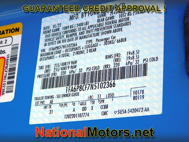 Ford Mustang Vehicle Full-screen Gallery Image 24