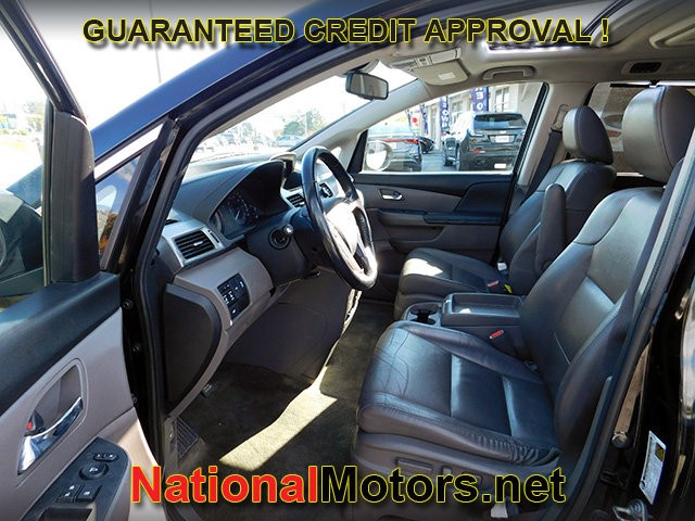 Honda Odyssey Vehicle Full-screen Gallery Image 13