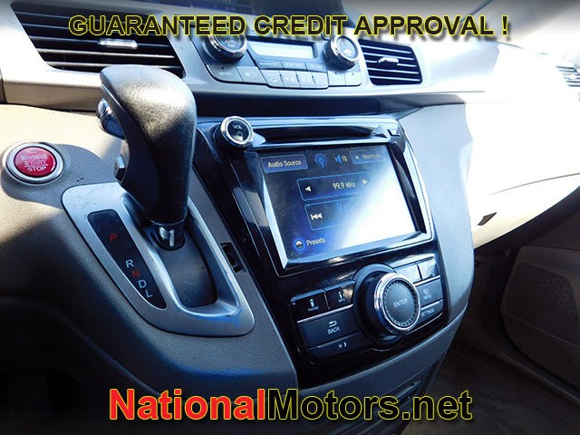 Honda Odyssey Vehicle Full-screen Gallery Image 20