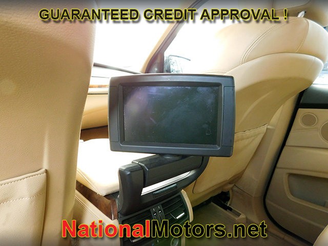 BMW X5 Vehicle Full-screen Gallery Image 11