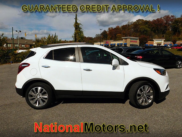 Buick Encore Vehicle Full-screen Gallery Image 04