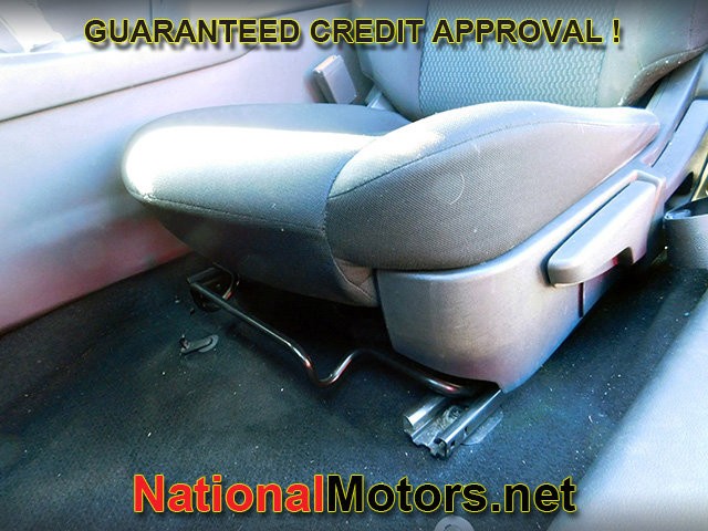 Nissan Sentra Vehicle Full-screen Gallery Image 12