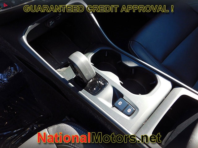 Volvo XC40 Vehicle Full-screen Gallery Image 22