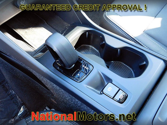 Volvo XC40 Vehicle Full-screen Gallery Image 23