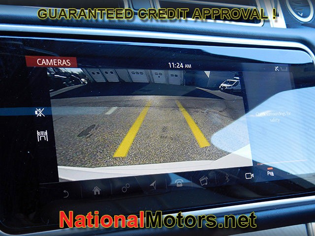 Land Rover Range Rover Vehicle Full-screen Gallery Image 20