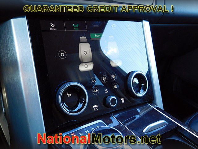 Land Rover Range Rover Vehicle Full-screen Gallery Image 22