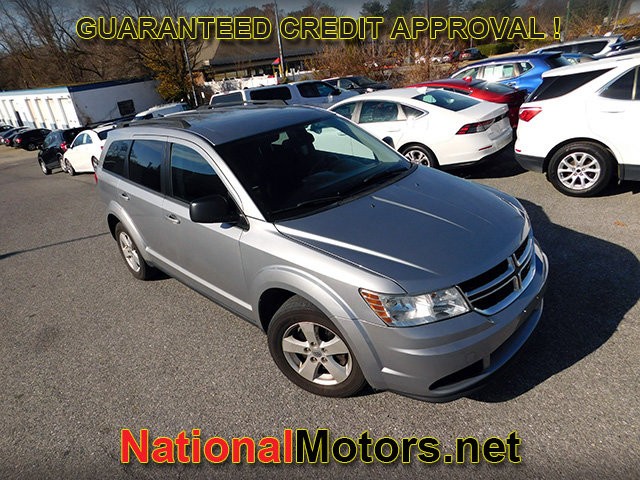 Dodge Journey Vehicle Full-screen Gallery Image 02