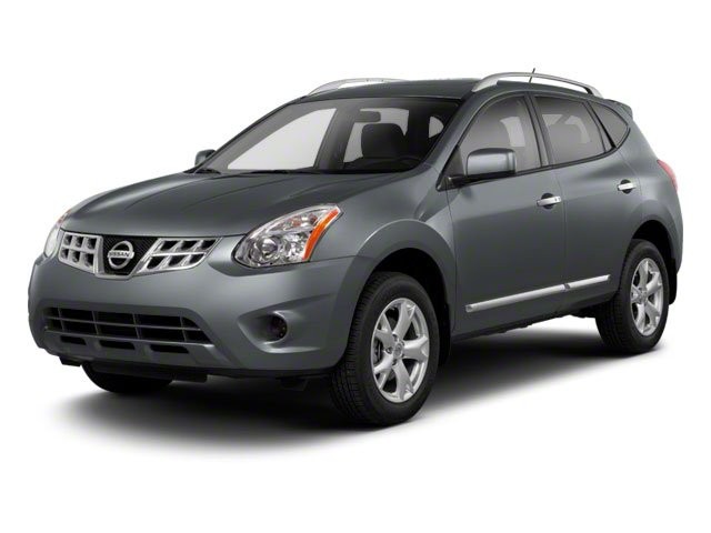 2013 Nissan Rogue SV's photo