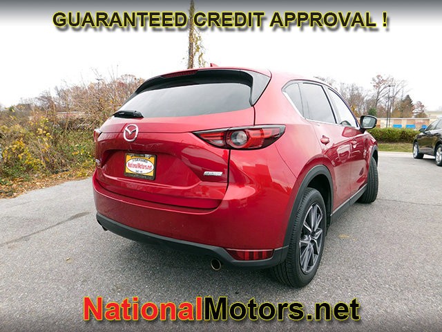Mazda CX-5 Vehicle Full-screen Gallery Image 05