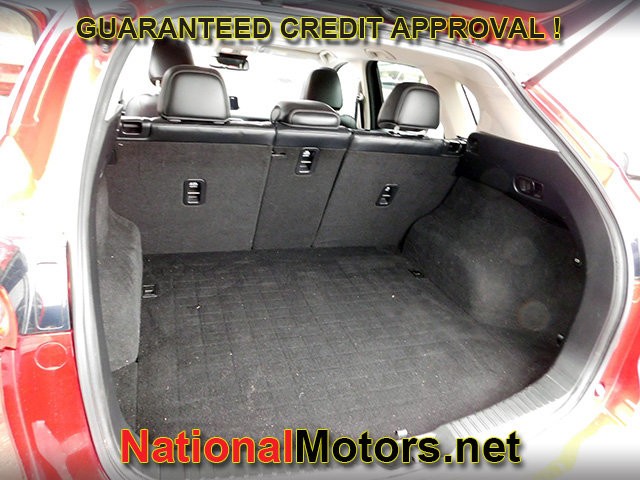 Mazda CX-5 Vehicle Full-screen Gallery Image 09