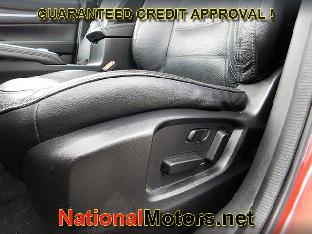 Mazda CX-5 Vehicle Full-screen Gallery Image 17