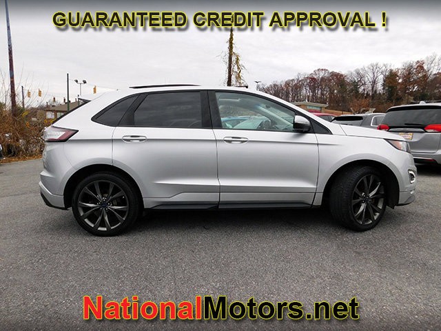 Ford Edge Vehicle Full-screen Gallery Image 04