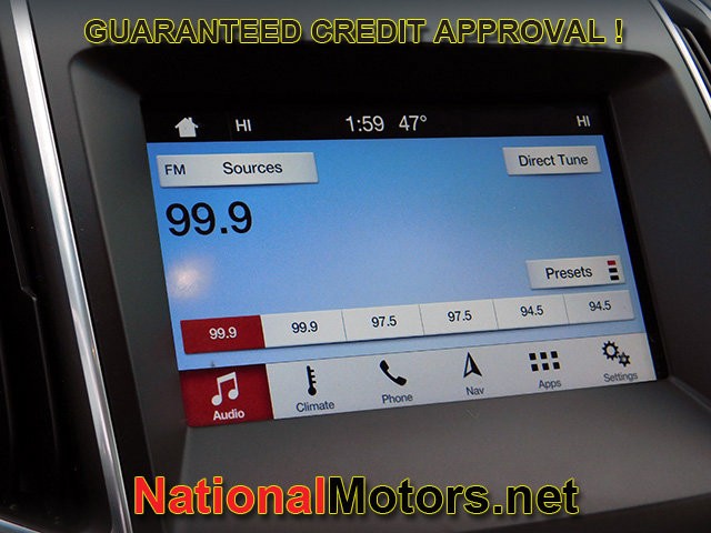 Ford Edge Vehicle Full-screen Gallery Image 20