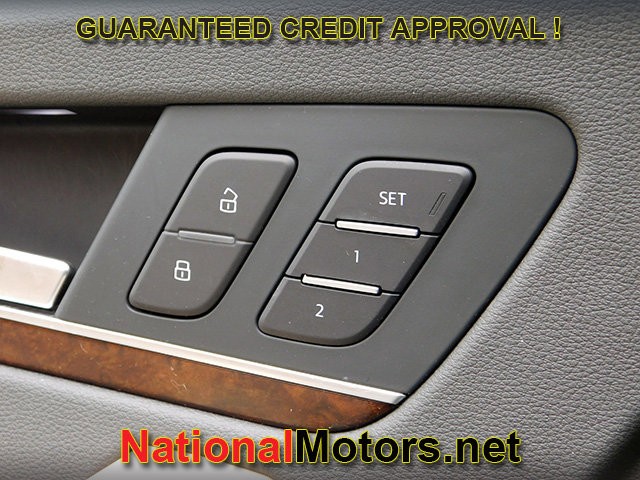 Audi Q5 Vehicle Full-screen Gallery Image 27