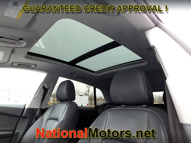 Audi Q8 Vehicle Full-screen Gallery Image 21