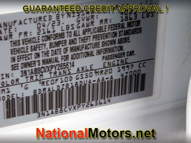 Nissan Sentra Vehicle Full-screen Gallery Image 23