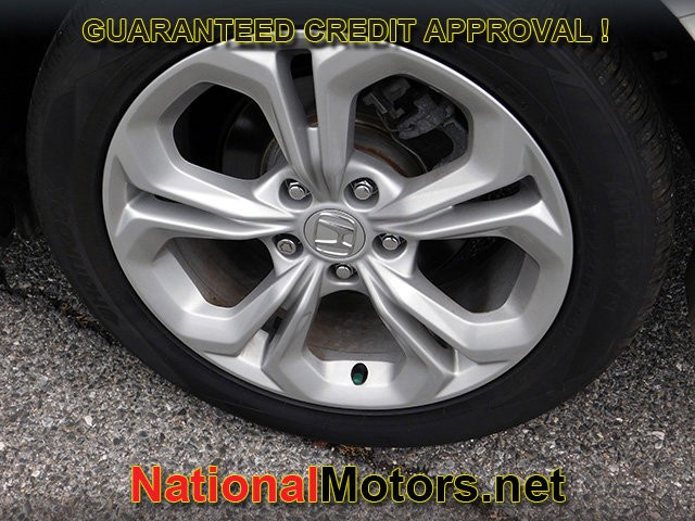 Honda Accord Sedan Vehicle Full-screen Gallery Image 07