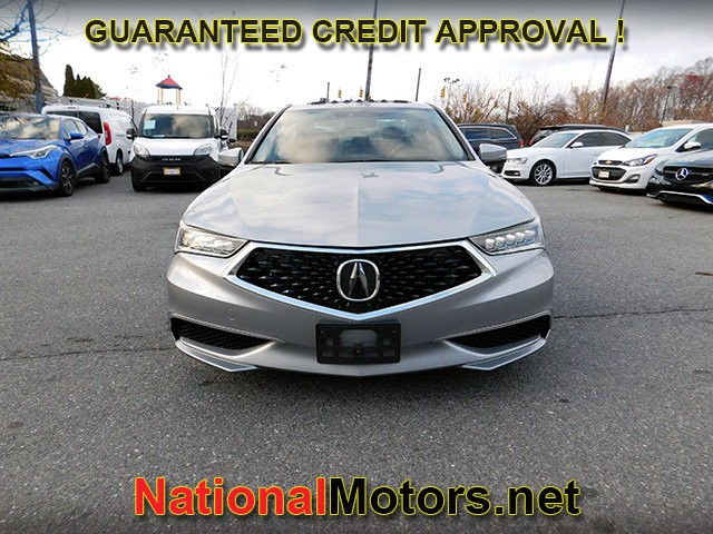 Acura TLX Vehicle Full-screen Gallery Image 03