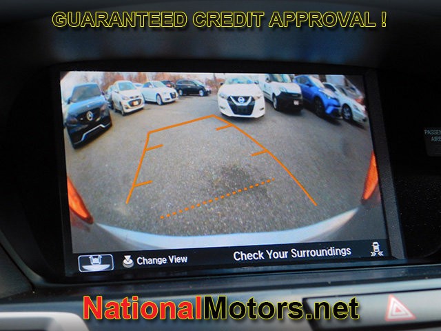 Acura TLX Vehicle Full-screen Gallery Image 15