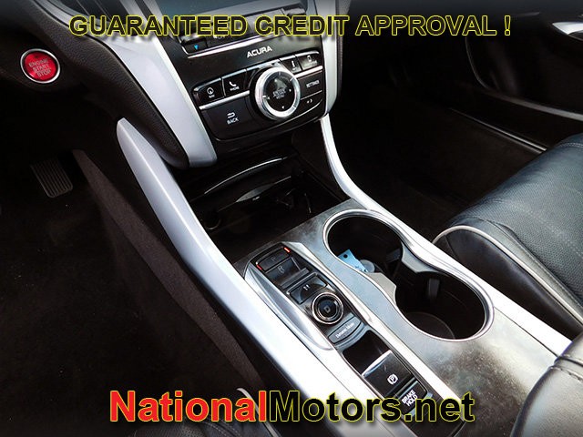 Acura TLX Vehicle Full-screen Gallery Image 16