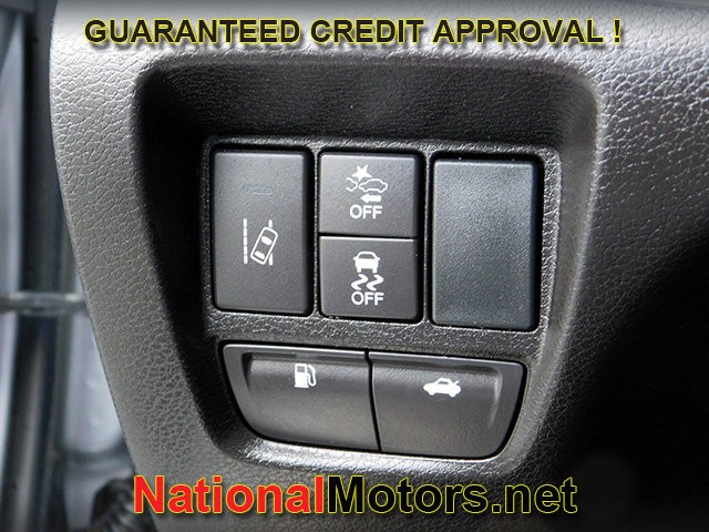 Acura TLX Vehicle Full-screen Gallery Image 20