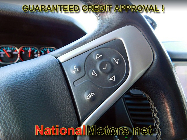 GMC Yukon XL Vehicle Full-screen Gallery Image 27