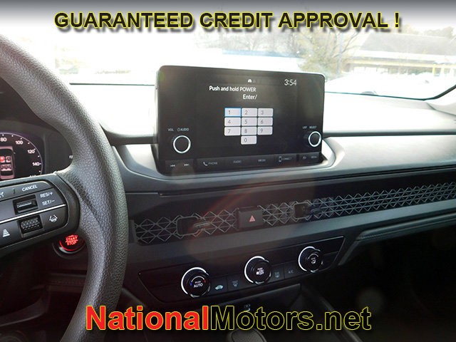 Honda Accord Sedan Vehicle Full-screen Gallery Image 14