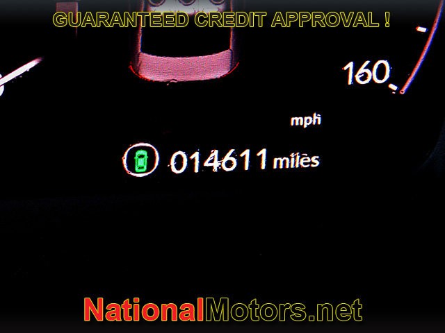 Honda Accord Sedan Vehicle Full-screen Gallery Image 19