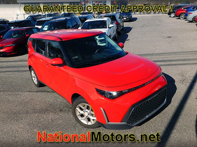 Kia Soul Vehicle Full-screen Gallery Image 02