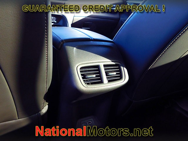 Buick Envision Vehicle Full-screen Gallery Image 11