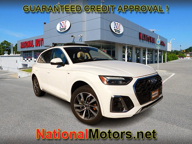 2023 Audi Q5 Premium Plus's photo