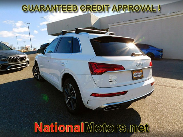 Audi Q5 Vehicle Full-screen Gallery Image 05