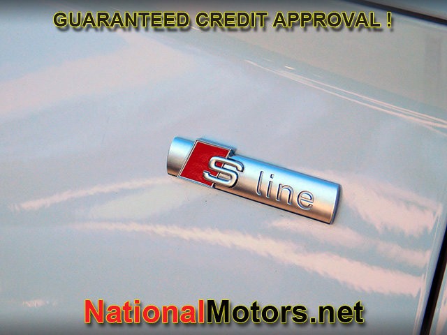 Audi Q5 Vehicle Full-screen Gallery Image 15