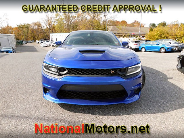 Dodge Charger Vehicle Full-screen Gallery Image 03