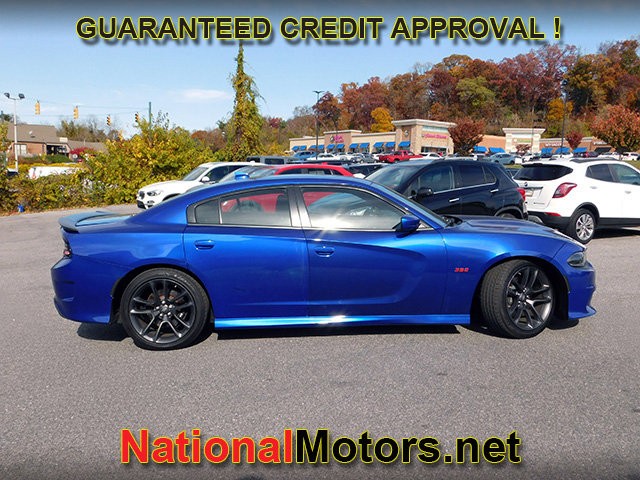 Dodge Charger Vehicle Full-screen Gallery Image 04