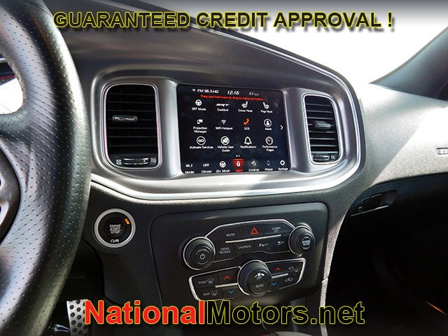 Dodge Charger Vehicle Full-screen Gallery Image 16