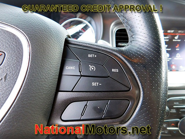 Dodge Charger Vehicle Full-screen Gallery Image 20