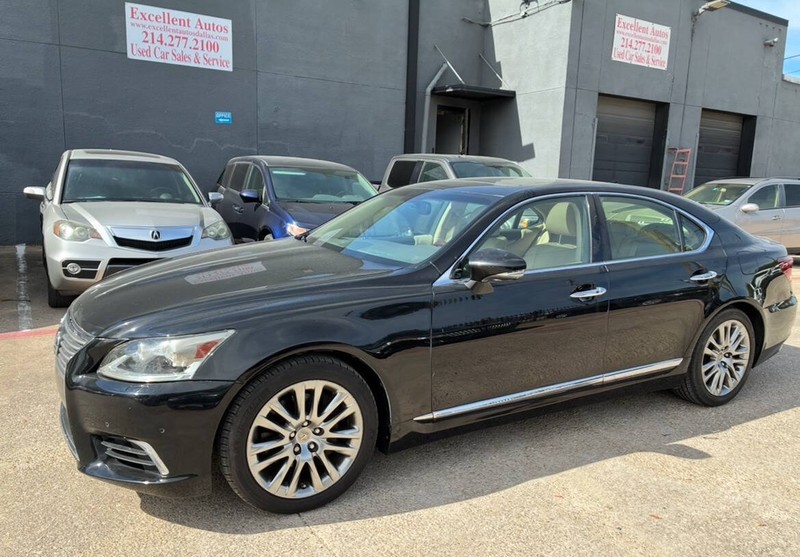 Lexus LS 460 Vehicle Full-screen Gallery Image 03