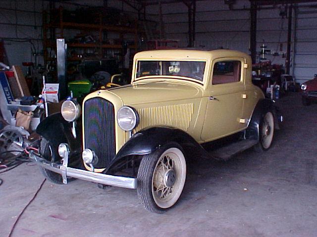 Plymouth PB 3 Window Coupe Vehicle Full-screen Gallery Image 02