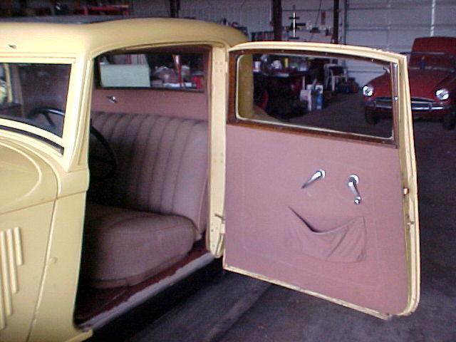 Plymouth PB 3 Window Coupe Vehicle Full-screen Gallery Image 05