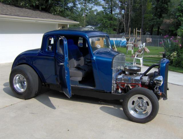 Plymouth pc Vehicle Full-screen Gallery Image 07