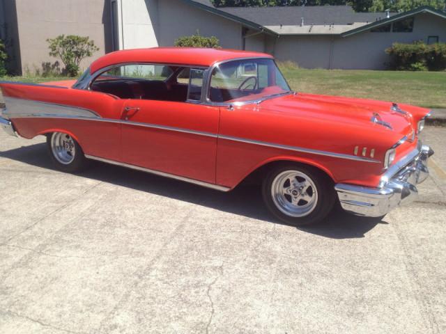 Chevrolet Bel Air 2 DHT Sport Coupe Vehicle Full-screen Gallery Image 02