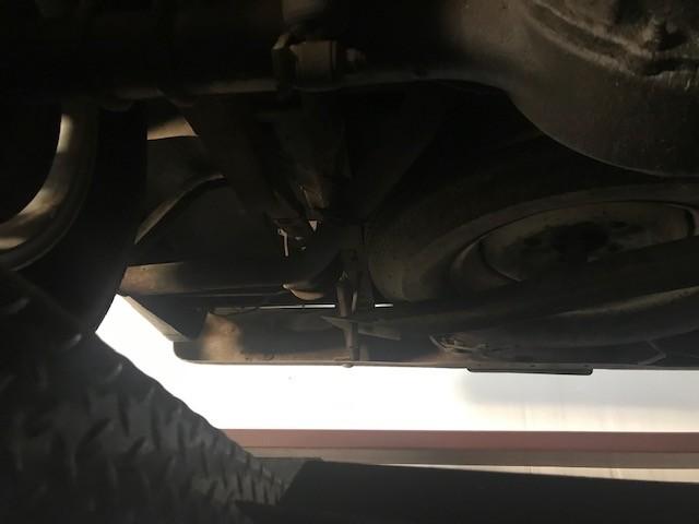 Ford F-100 Vehicle Full-screen Gallery Image 14